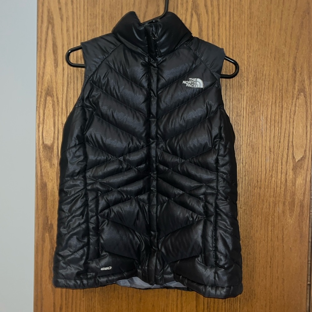 Northface 550 Vest, Black- Size Medium